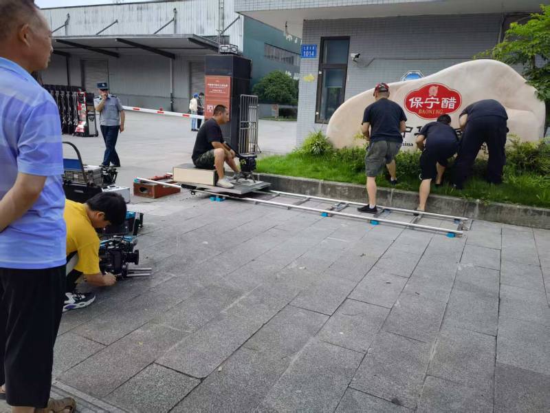 潍城区广告片拍摄公司核心优势：全流程服务，让品牌广告片省心更出彩